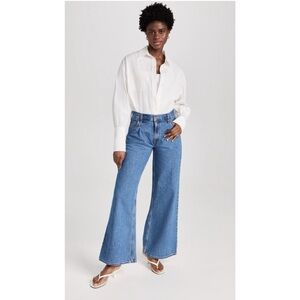 NWT- Levi’s Baggy Dad Wide Leg Jeans Size 30